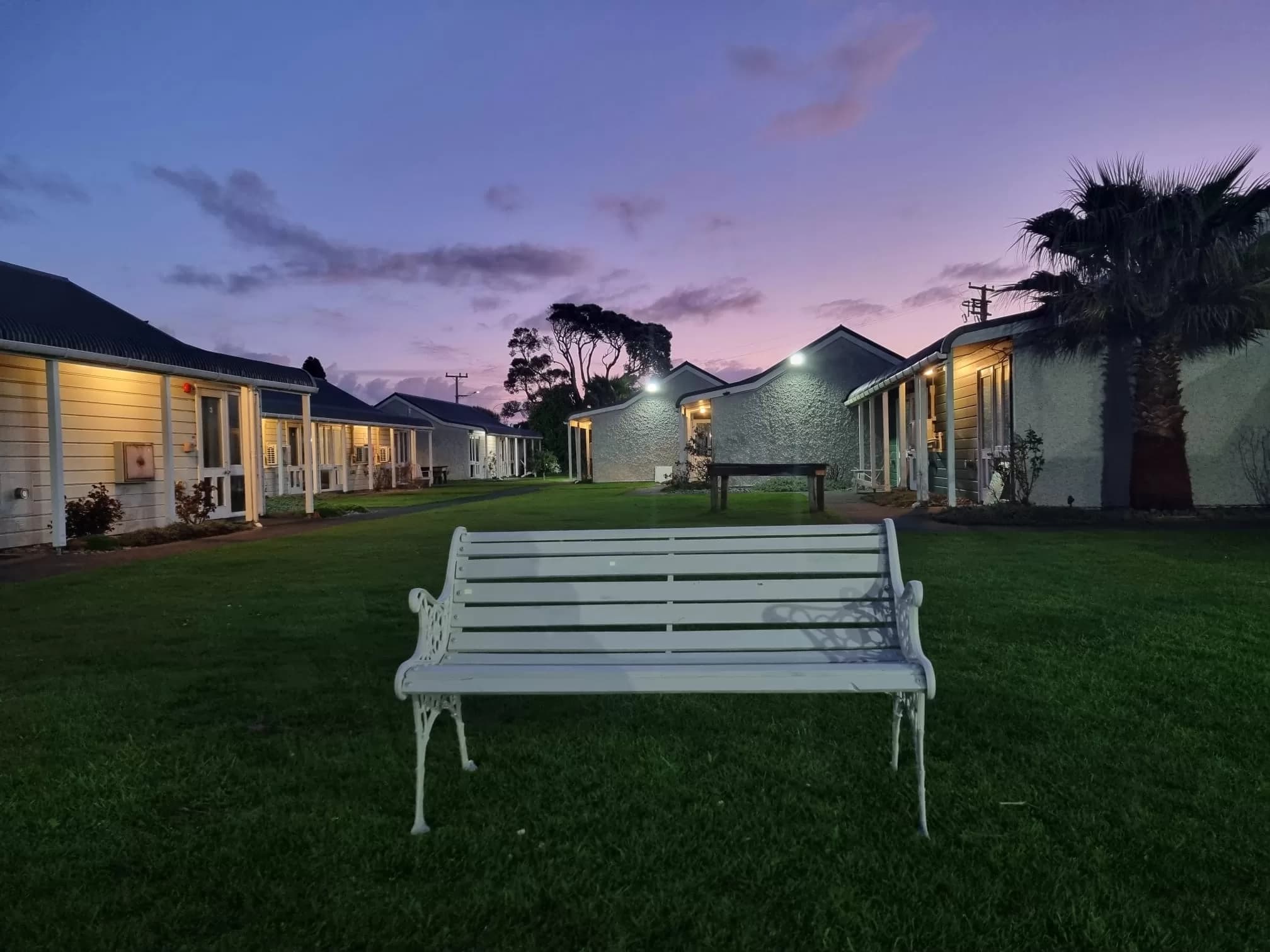 Motel courtyard at sunset — Hawera South Taranaki